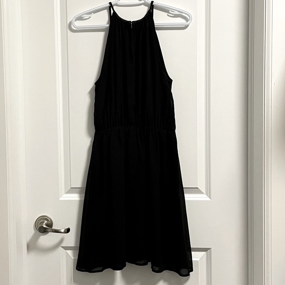 H&M black halter neck dress. Size 4 - Picture 2 of 8